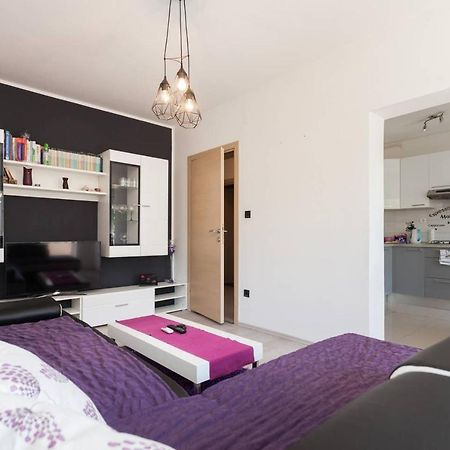 Apartman Mark Apartment Pula Exterior photo